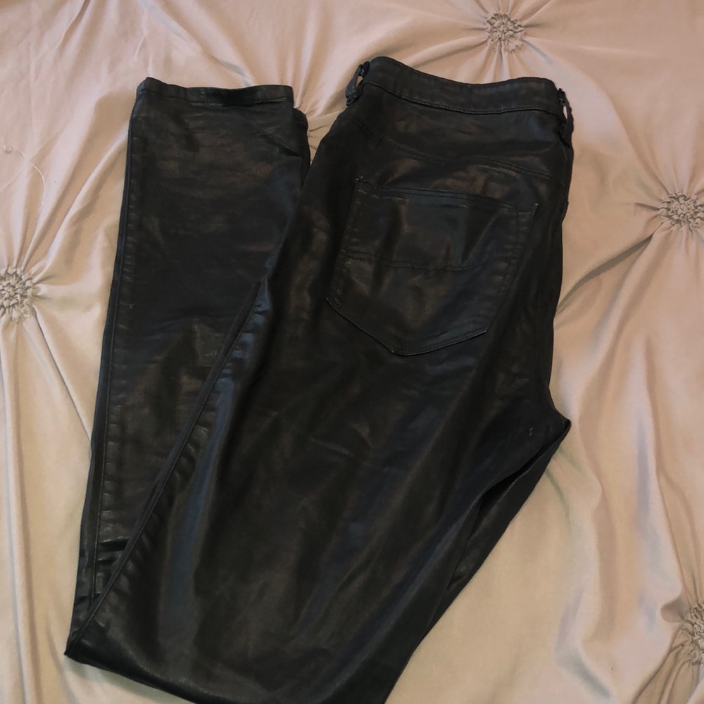 Skinzee High rise